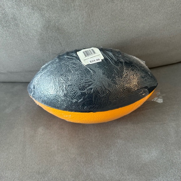 New in plastic! Georgia Tech Large Foam Football - Picture 3 of 4